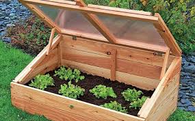 Serre de jardin conçue en vendée. Fabriquer Une Serre De Jardin Conseils Et Astuces Truffaut