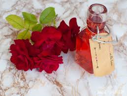 Rosensirup Selber Machen Ist So Einfach We Go Wild Rezept Rosen Sirup Rosensirup Sirup