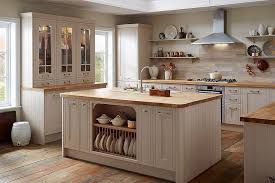 Bringing Back A Classic 25 Trendy Ways To Add A Plate Rack Though bamboo racks have their fans, we eliminated wood models after reading lots of reviewer complaints about mold or rot. trendy ways to add a plate rack