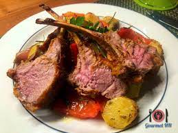 Lammkarree Mit Gemuse Aus Dem Ofen Michael S Media Lammkarree Lammkarree Rezept Gemuse Im Backofen