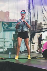 Většina mých myšlenek vejde na jednu a4. Hvezdami Druheho Dne Festivalu Mezi Ploty Byli V Bohnicich Barbora Polakova Mnaga A Zdorp Nebo Rybicky 48 Ireport Music Style Magazine