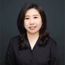 Preet Mann's Instagram, Twitter & Facebook