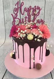 Fresh 40th Birthday Cake For Her Drip Cake With Fresh Flowers Drip Cakes Baking Cakes Ideas 70th Birthday Cake