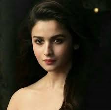 Alia Bhatt Follow Wolfwolfeon Alia Bhatt Alia And Varun Alia Bhatt Cute