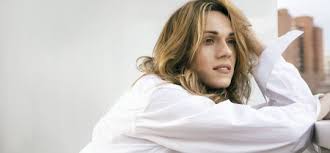 Me recordaba cosas marginales, de la calle, la prostitución, las drogas… por suerte todo cambió y ahora. Pin En Actualidad