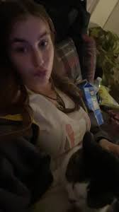 amber💫 (@amberr.leeann)