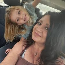 Sheila Perkins's Instagram, Twitter & Facebook