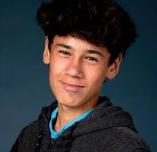 Ken Revell's Instagram, Twitter & Facebook