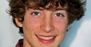 Boys indoor track: Stonington's Hammond wins mile at East Coast  Invitational, named meet's outstanding runner