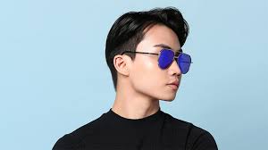 Top 10 mắt kính nam chống tia UV phổ biến cho những người yêu hoạt động  ngoại ô