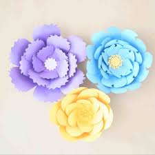 Nov 21, 2014 · last week, i threw a cozy outdoor friendsgiving, for which i made a ton of 3d paper poppies on my cricut explore.i absolutely love these flowers! 9 Giant Paper Flower With Fun Centers