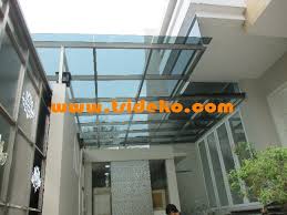 Intip yuk 10 model kanopi dari baja ringan untuk garasi yang menginspirasi kamu! Harga Kaca Atap Rumah Sempoa Dunia