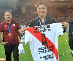 River plate heeft donderdag (plaatselijke tijd) de argentijnse bekerfinale gewonnen. Este Equipo Merecia Terminar El Ano Con Una Alegria Copa Argentina Web Oficial De La Copa Argentina