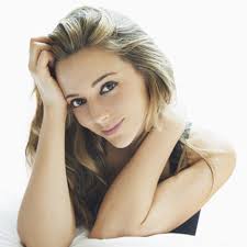 Stream Violette music