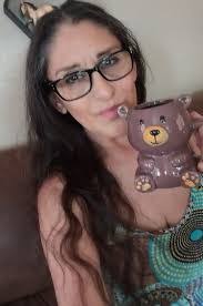 Wendy Outland's Instagram, Twitter & Facebook