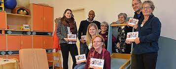 Gefällt 651 mal · 8 personen sprechen darüber · 301 waren hier. Haus Der Familie Munster Stellt Manner Und Vater In Den Mittelpunkt Bistum Munster