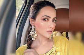 We did not find results for: Bollywood Actress Sana Khan Reacts To A Fan Who Asked Her To Do A Punjabi Film