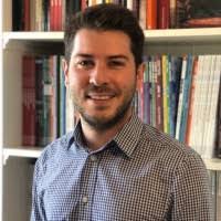 Diane Komenan's Instagram, Twitter & Facebook