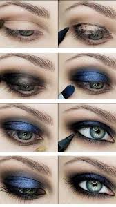 Hier Mal Wieder Ein Augen Make Up In Der Absoluten Trendfarbe Blau Ich Wunsche Euch Einen Schonen Wochenst Make Up Augen Schminke Foto Blaue Augen Schminken