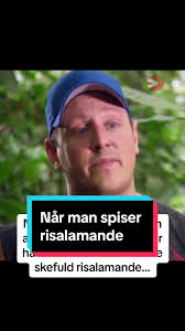 Og man er selv på portion 3 🍚🥴 #risalamande #mandelgave #juleaften  #danskeklip #julehygge #juleekspert #farlivet #farpåtiktok