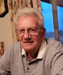 Jack Wayne Arrington, age 74, retired District Manager for Western and  Southern Life Insurance Company and an officer for the Kansas Department of  Corrections , passed away, Saturday, February 5, 2022. Rosary,