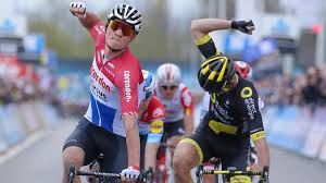 Non, ce n'est pas possible. A Travers La Flandre Van Der Poel Passe A L Echelon Superieur