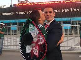 Maybe you would like to learn more about one of these? Liga Mx Exhiben A Sergio Dipp Por Romance Con Supuesta Ex Del Chicharito Hernandez