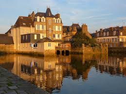 Du bruit dans landerneau sens : Habiter Ou Investir Dans L Immobilier A Landerneau Nexity