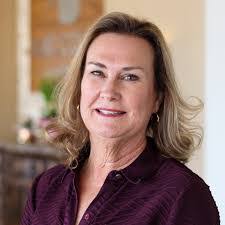 Karen Preiss's Instagram, Twitter & Facebook