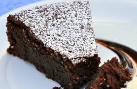 Moelleux Au Chocolat Leger Sans Beurre Ni Farine Au Thermomix Recette Plat Re En 2020 Recette Cuisine Facile Gateau Yaourt Chocolat Fondant Au Chocolat Sans Farine