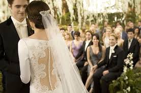 Wie sind brautkleider mit kurzen lieferzeiten erhältlich? The Twilight Saga Bis S In Alle Ewigkeit The Complete Collection Blue Ray Bonusmaterial 958 Minuten Breaking Dawn Teil1 In Der Extended Edition Amazon Nl Films Tv