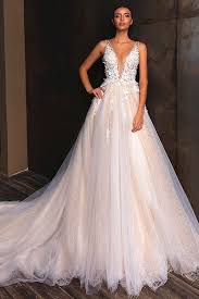 Alluring Tulle V Neck Neckline A Line Wedding Dresses With Beaded Lace Appliques 3d Flowers Wedding Dress Styles Amazing Wedding Dress Wedding Dresses Lace