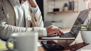 Hola a todos en el siguiente video el doctor ojo explica de manera muy practica como cuidar tus ojos de la computadora.en el siguiente enlace podras ver como. Teletrabajo Como Proteger Y Cuidar Tus Ojos Cuando Estes Ante El Ordenador Coronavirus Covid 19 Trabajo Remoto Ministerio De Trabajo Mtpe Revtli Respuestas El Comercio Peru