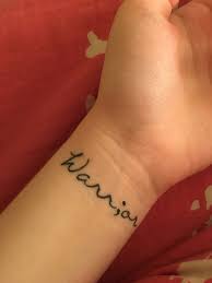 To Remind Me That I Am Strong I Am Strong And I Am Brave I Am A Warrior Tattoo Wristtattoo Warrior S Pretty Tattoos Strong Tattoos Unique Tattoo Designs