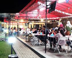 Berbagai menu gongso disajikan di tempat ini dari mulai. 6 Tempat Buka Puasa Di Jakarta Yang Murah Dan Asik Buat Nongkrong Bareng Mister Aladin Travel Discoveries