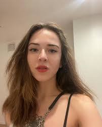 Haley Shipley's Instagram, Twitter & Facebook