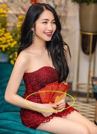 The best gifs for hòa minzy. Giáº¥u Kin 2 NÄƒm Sinh Ná»Ÿ Nhá» Dang Gá»n Hoa Minzy Váº«n Co Ä'iá»ƒm Chuáº©n Phá»¥ Ná»¯ Ä'a Ä'áº»