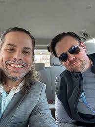 Sean Roark's Instagram, Twitter & Facebook