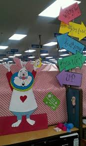 Alice In Wonderland Painting On Cardboard For Office Halloween Decorations Disney Halloween Decorations Halloween Alice In Wonderland Office Halloween Themes