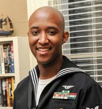 SUMMER 2016 2015 RESERVE AND CNRF SAILORS OF THE YEAR RESERVE MAINTENANCE  SUPPORT: A GROWING PARTNERSHIP TOOLS BEHIND THE TEAM H