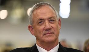 סיפור התבגרות מרגש, מצחיק וכואב של נערים צעירים משכונת בני אור הקשוחה בבאר שבע, המחליטים להתחיל להרוויח כסף דרך. ×'× ×™ ×'× ×¥ Photojournalist Publications News