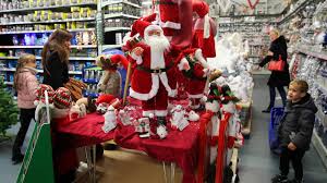 Renne décoration de noël 60x50cm / reindeer christmas decoration. Decorations De Noel Le Rouge Et Blanc Revient Pour Noel