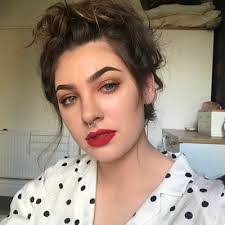 Lana Lyon's Instagram, Twitter & Facebook