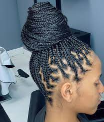 Source 4 Trendy Box Braids In General Are All The Rave These Days But Knotless Braids Are Even Trendier E Box Braids Medium Length Braids With Beads Braids