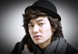 Hasil gambar untuk foto lee min ho