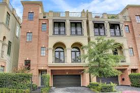 5323 blossom street, houston, tx 77007