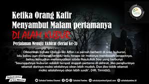 Kaitannya dengan pertanyaan pertama di atas, seseorang yang semasa hidupnya senantiasa melaksanakan kewajiban shalat, kemudian di dalam kubur ditanya: Ketika Orang Kafir Menyambut Malam Pertamanya Di Alam Kubur Sahabat Yamima
