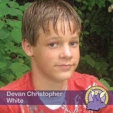 Eric Gipe's Instagram, Twitter & Facebook