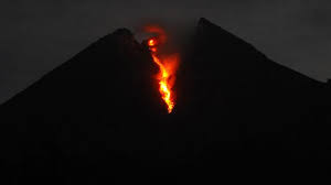 Pada tanggal 14 januari 2021 volume kubah lava terukur sebesar 46.766 meter kubik dengan laju pertumbuhan sekitar 8.500 meter kubik per hari, ungkapnya. Bpptkg Gunung Merapi Luncurkan Guguran Lava Ahad Dini Hari Nasional Tempo Co