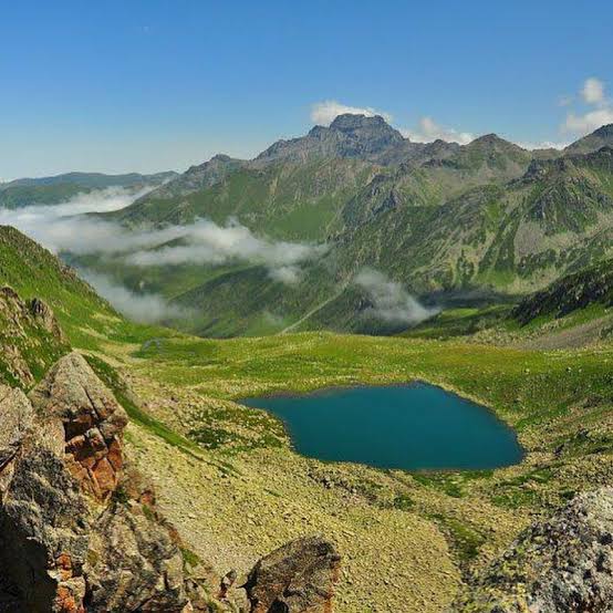 Mezovit Yaylas� / Rize